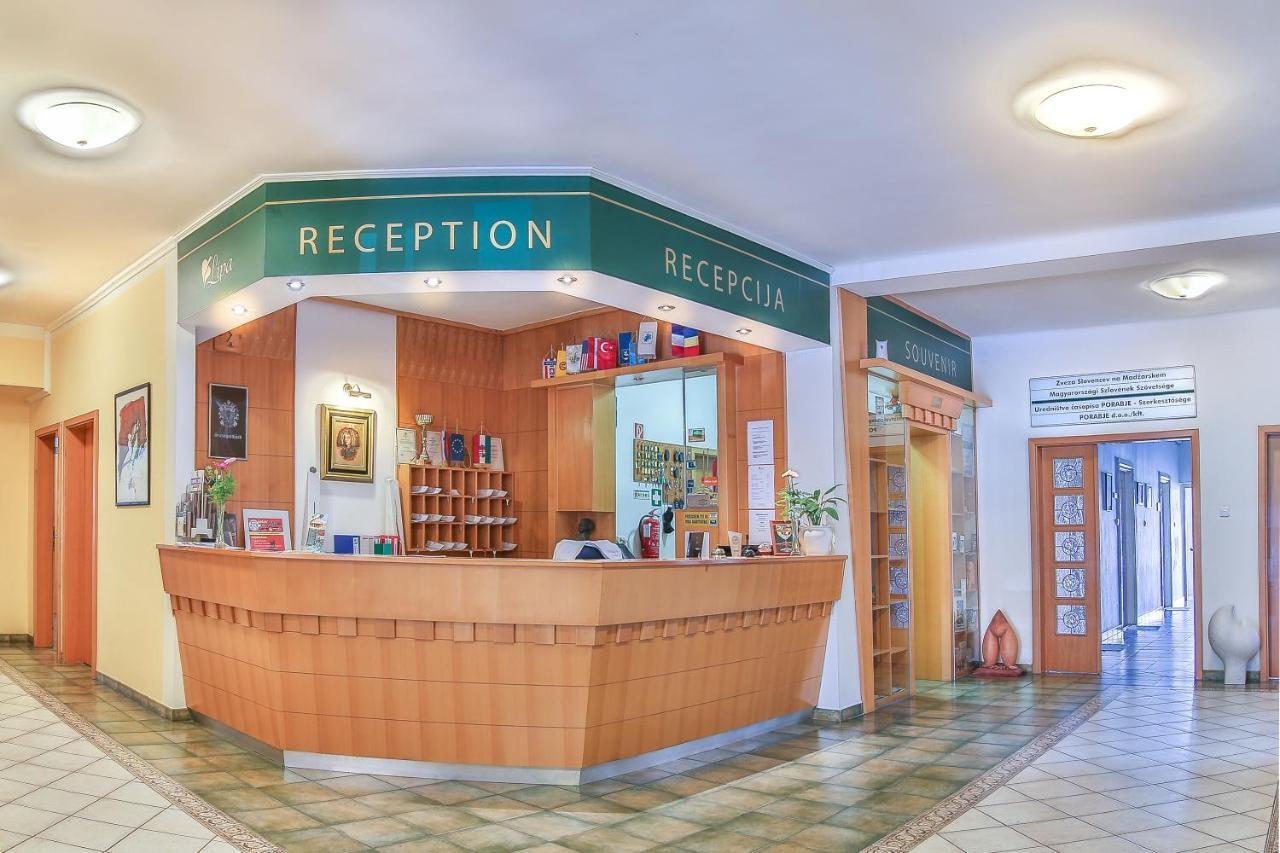 Lipa Hotel Es Etterem St. Gotthard Exterior foto